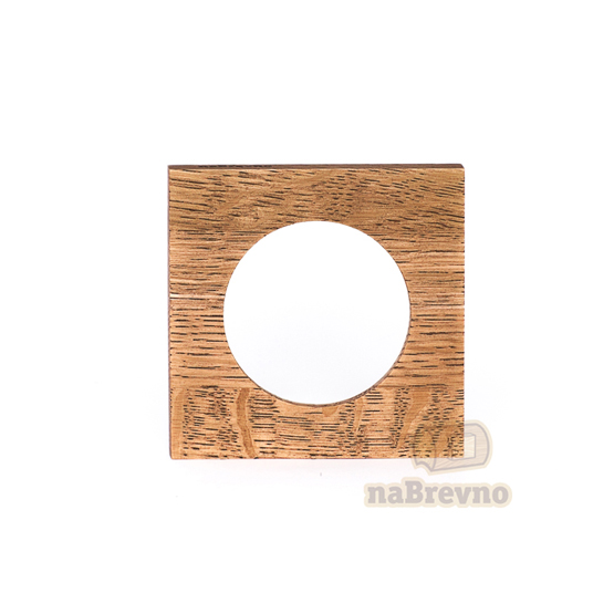 Celiane. Одиночная деревянная рамка для розетки/выключателя Legrand Celiane, дуб темное масло