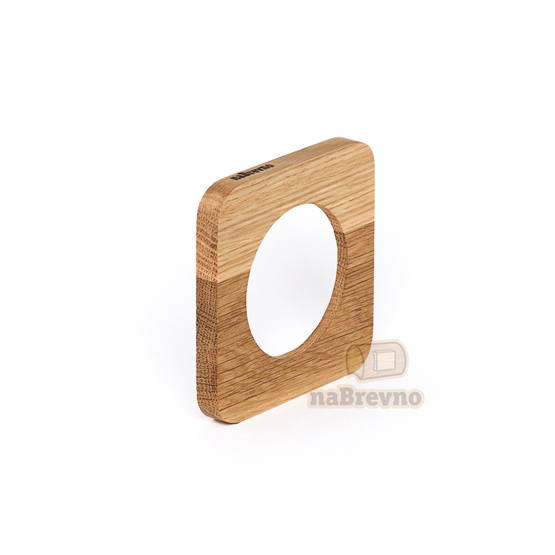 Celiane R. Одиночная деревянная рамка для розетки/выключателя Legrand Celiane, дуб масло